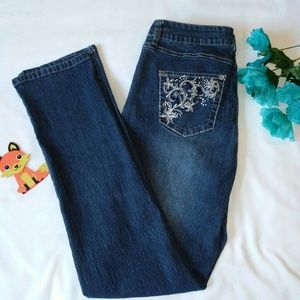 Roz & Ali Embroidered/Bling Pocket Jeans Size 10